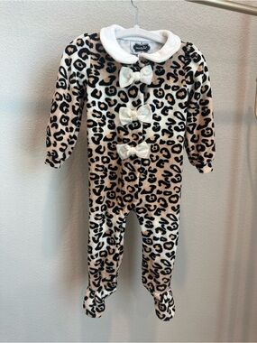 Mud Pie Leopard-Print Footed One-Piece in Cream and Tan